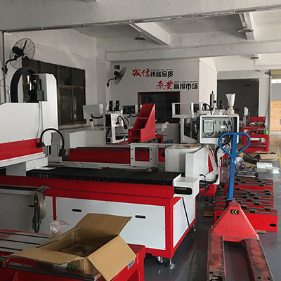 自動鉆孔機如何解決加工精度、打孔誤差等問題