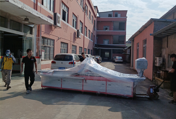 便宜的自動(dòng)鉆孔機(jī)是否更具成本效益？